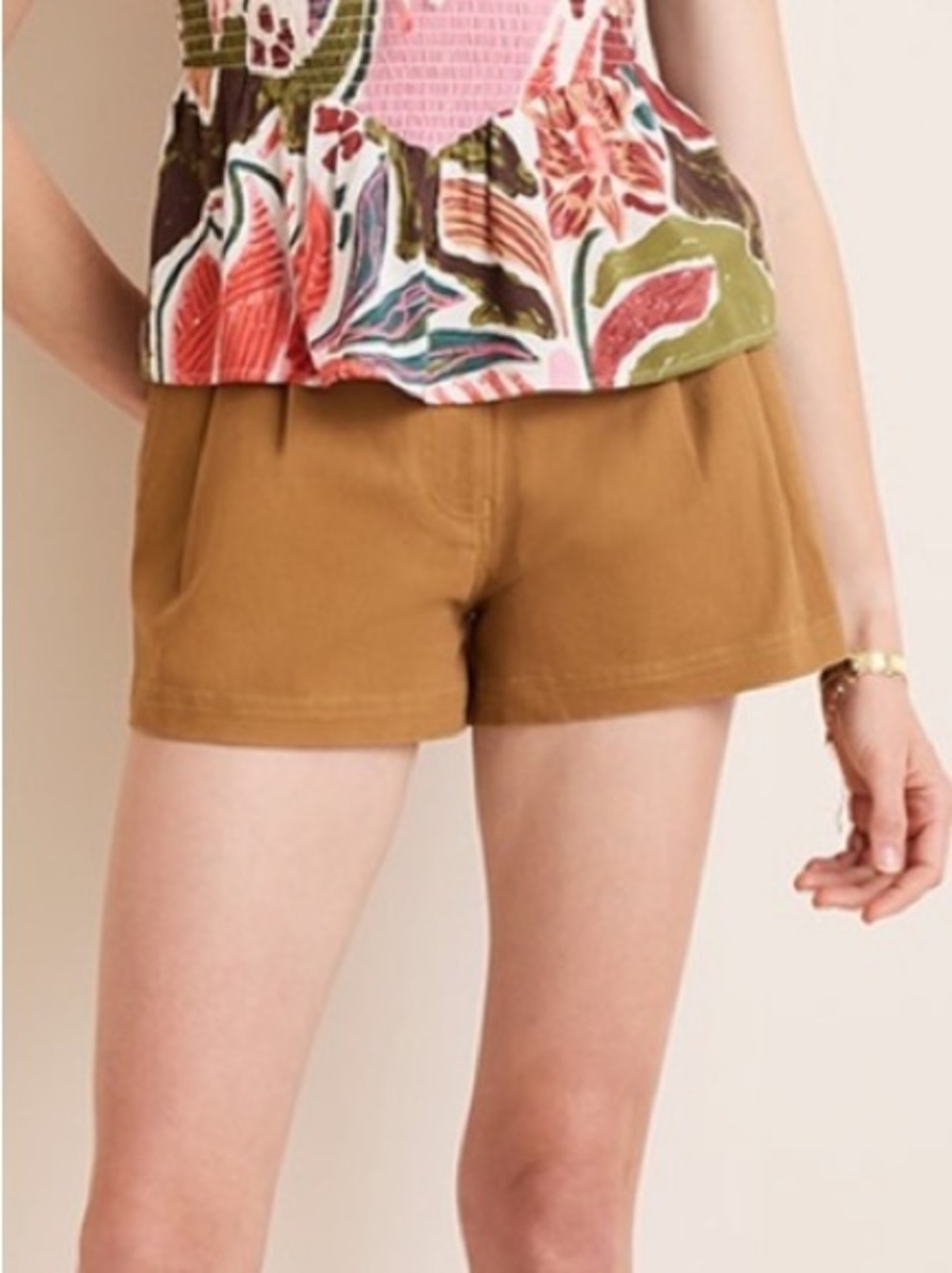 🟤NWT FRANCESCA’S Pleated Trouser Shorts in Copper